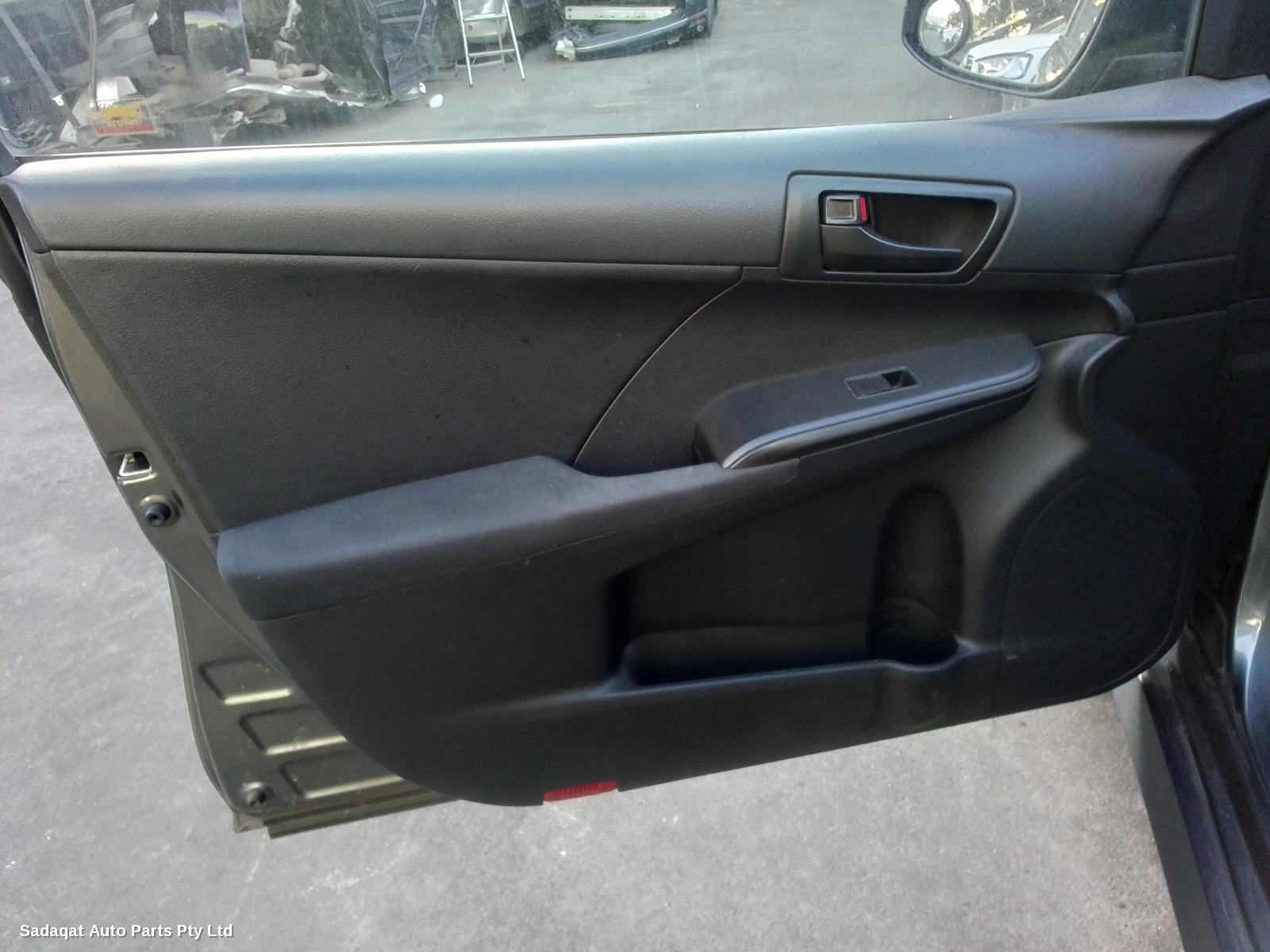 Toyota Camry Right Door Mirror