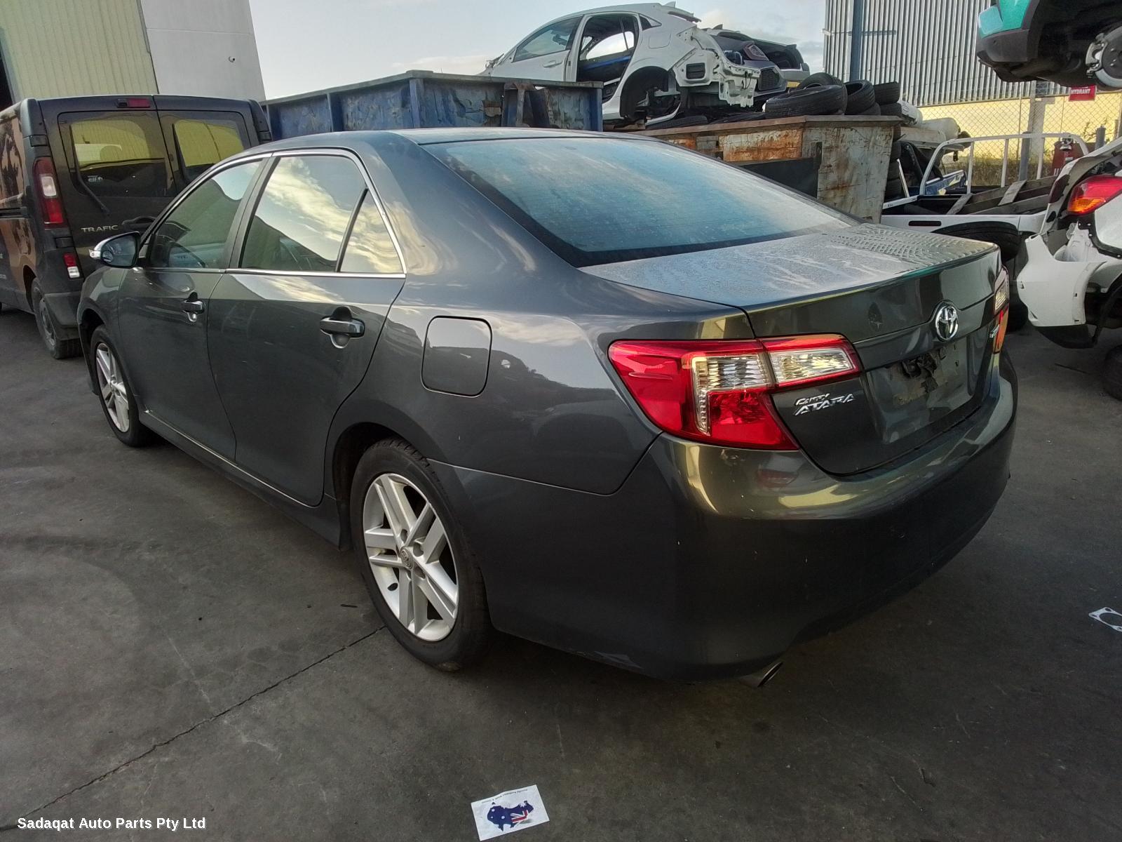 Toyota Camry Right Door Mirror