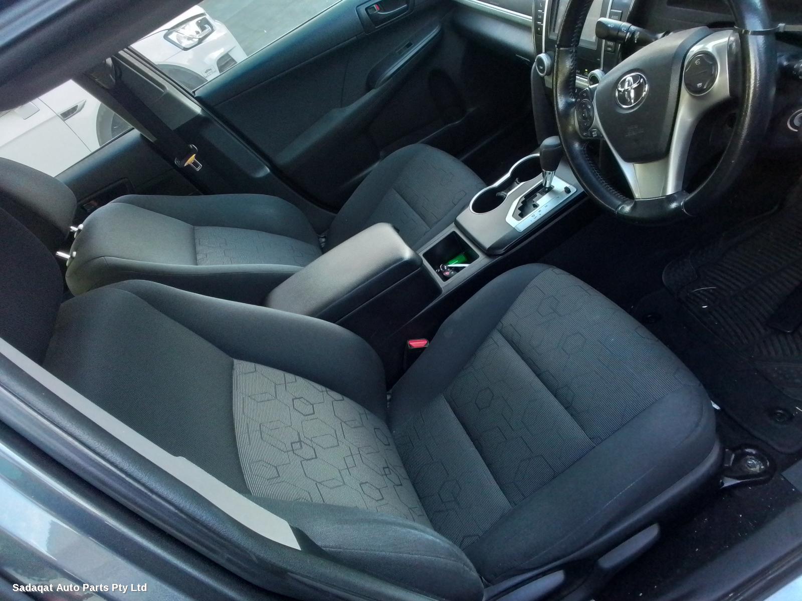 Toyota Camry Right Door Mirror