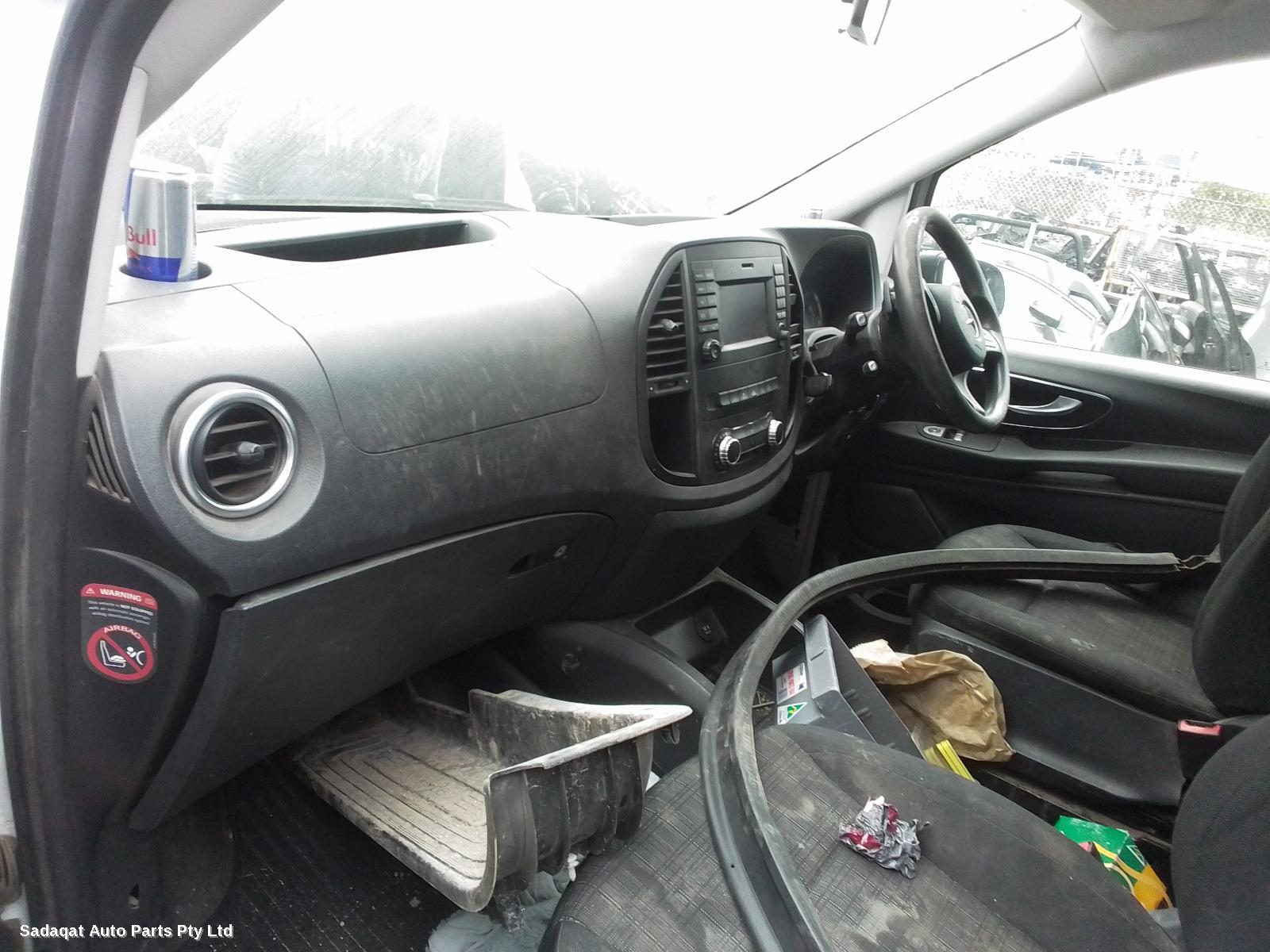 Mercedes Vito Right Headlamp