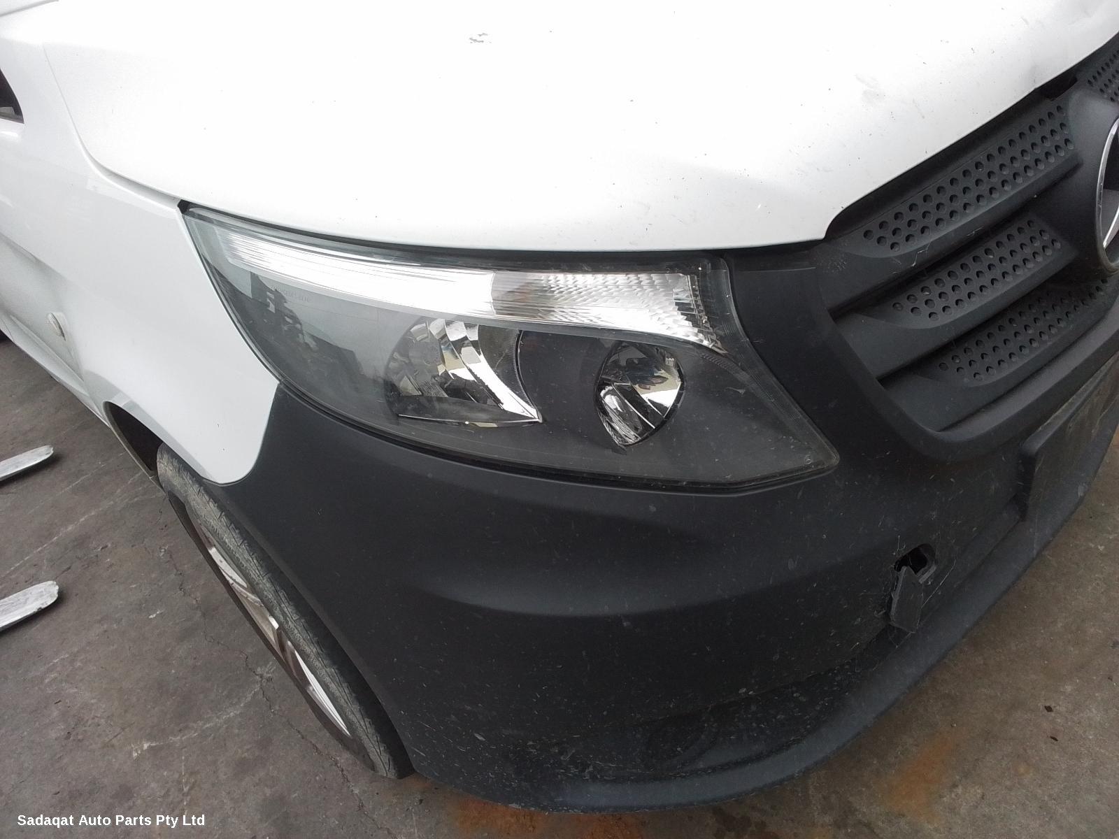 Mercedes Vito Right Headlamp