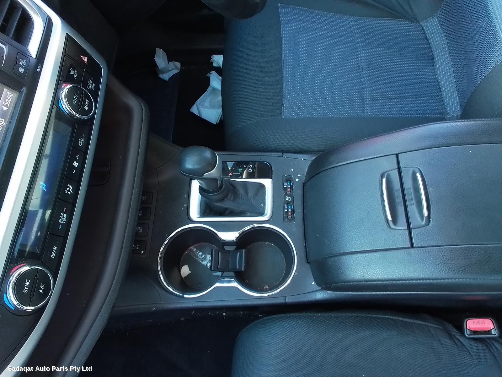 Toyota Kluger Left Door Mirror