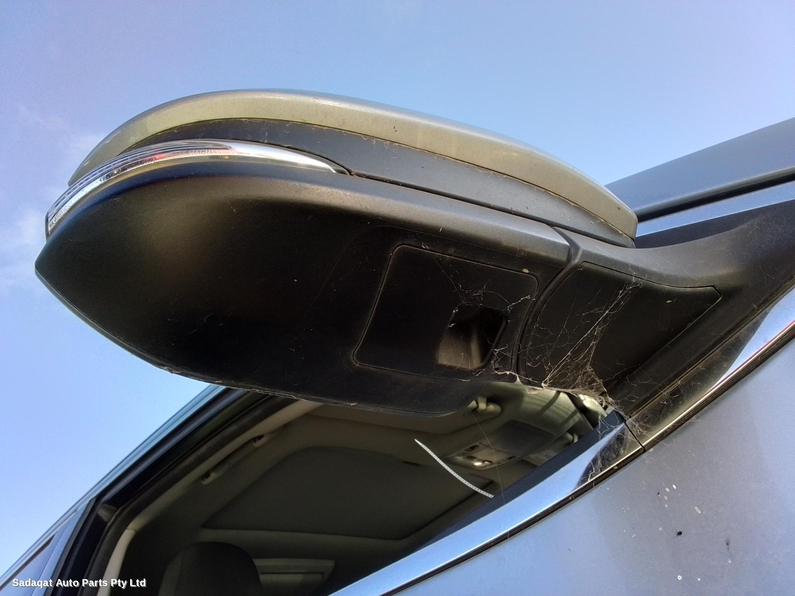 Toyota Kluger Left Door Mirror