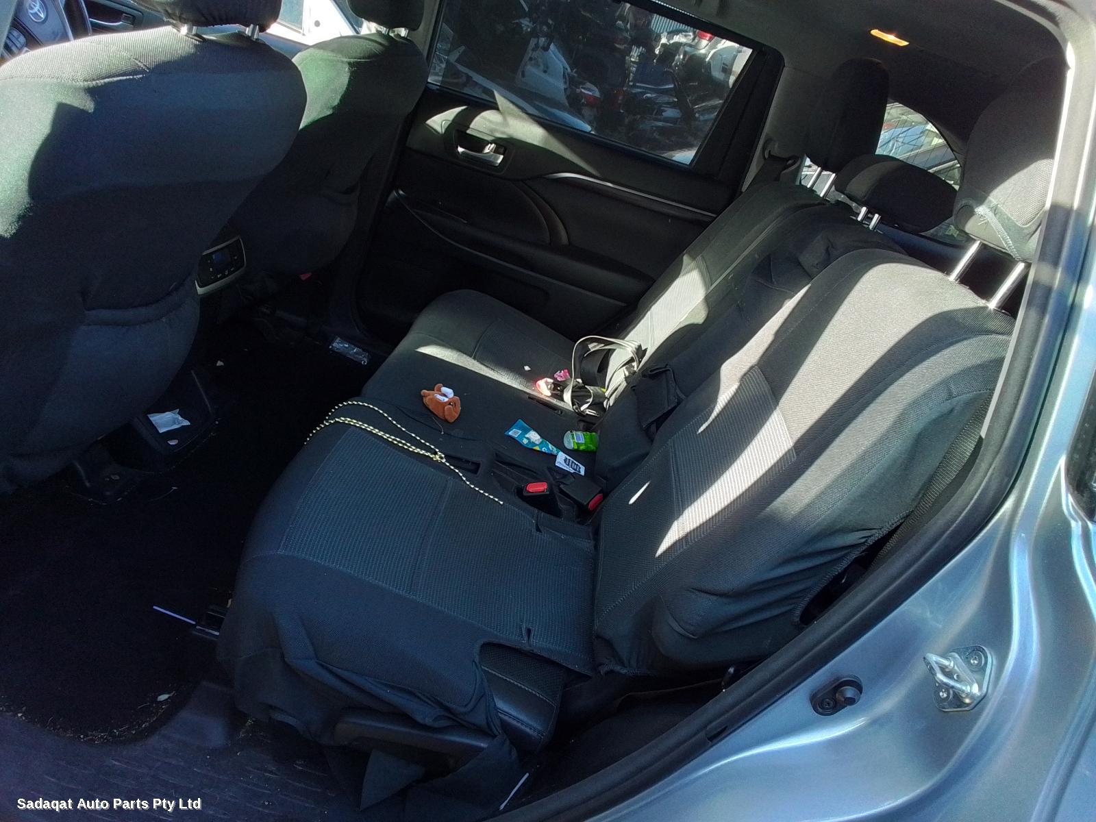 Toyota Kluger Left Door Mirror