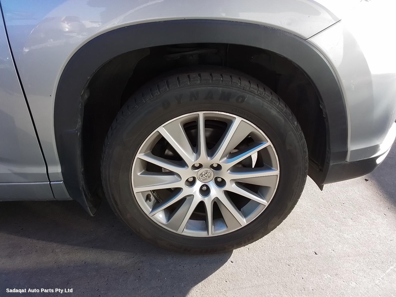 Toyota Kluger Left Door Mirror