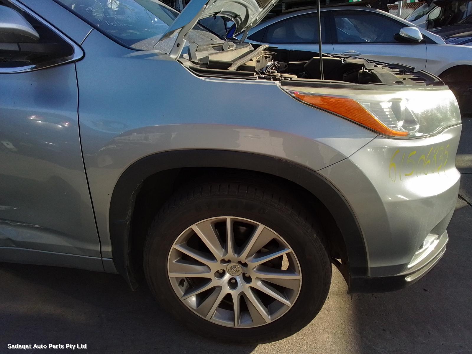 Toyota Kluger Left Door Mirror