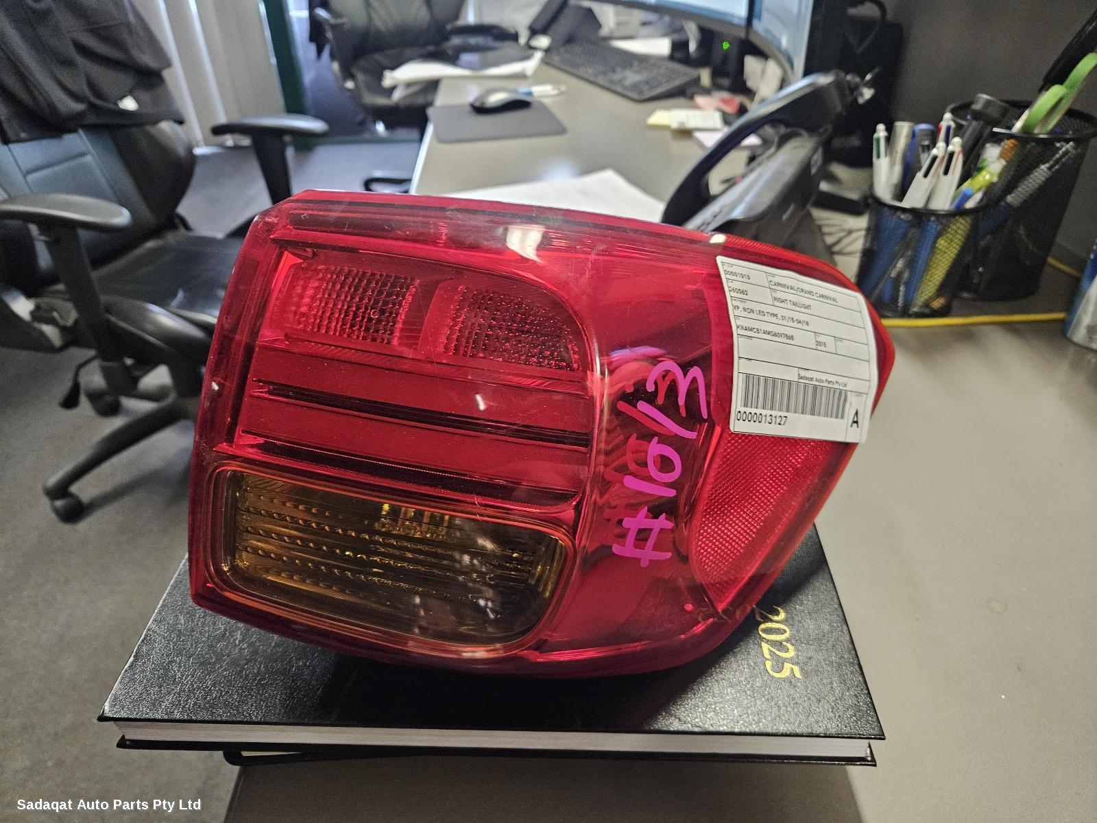 Kia Carnival/grand Carnival Right Taillight