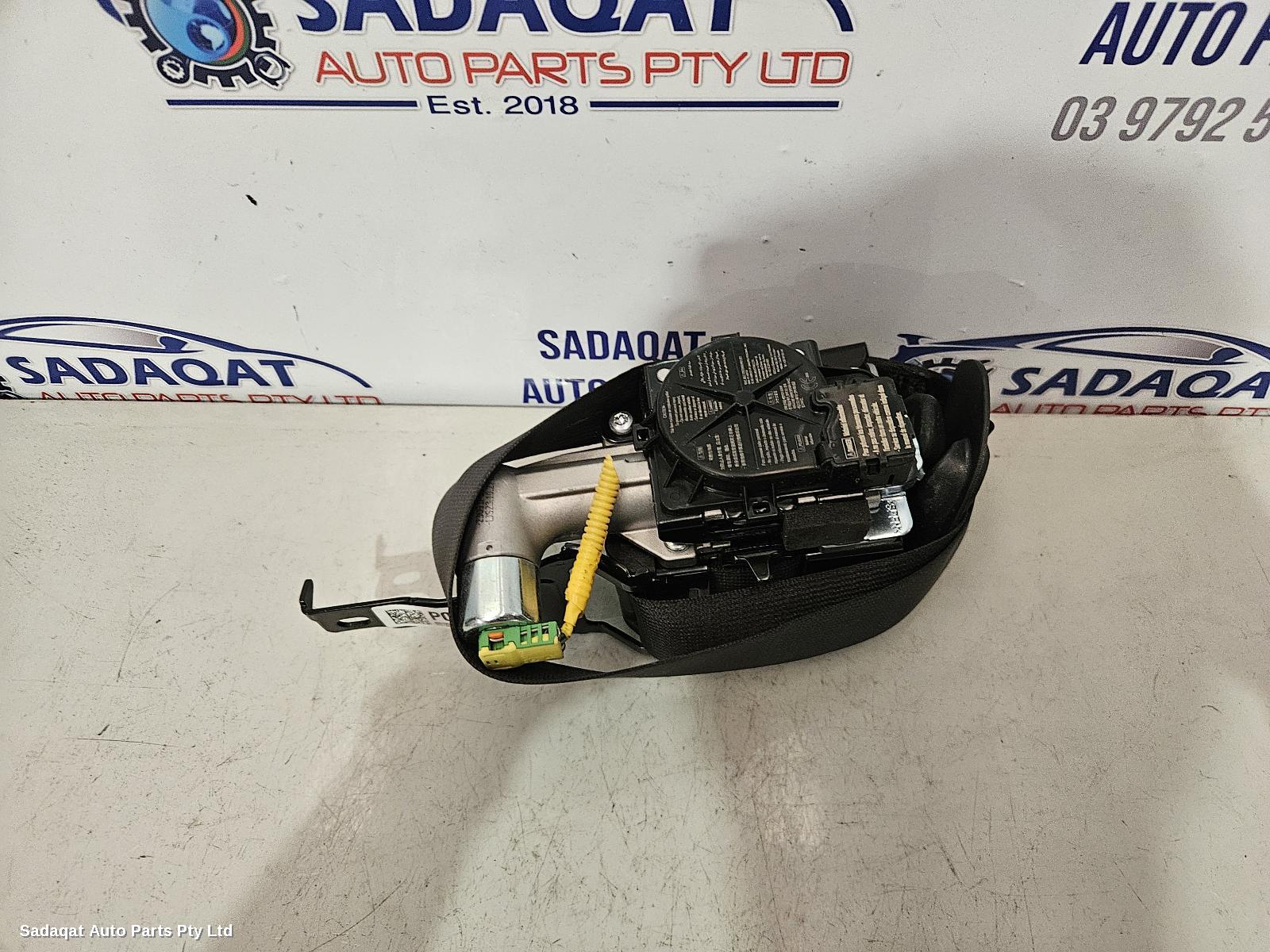 Hyundai I30 Seatbelt/stalk