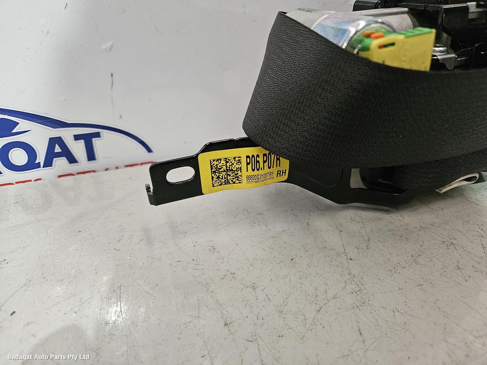 Hyundai I30 Seatbelt/stalk