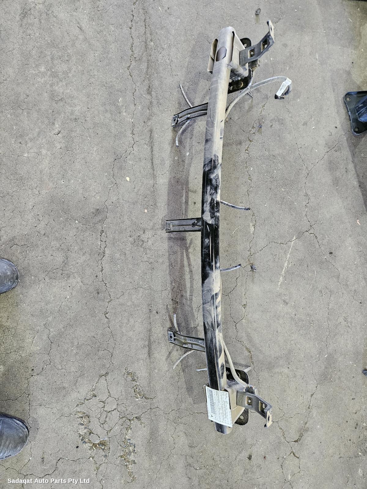 Hyundai I30 R/bar Bracket/reinfo