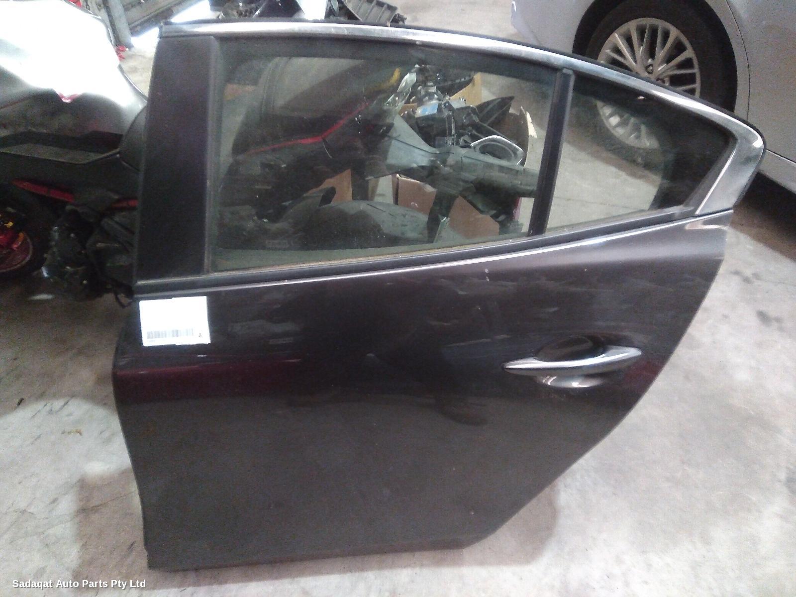 Mazda 3 Left Rear Door/sliding