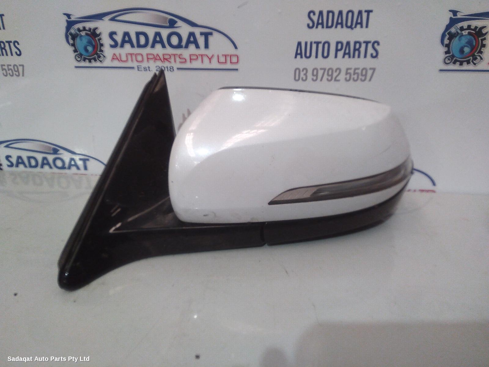 Hyundai Genesis Left Door Mirror