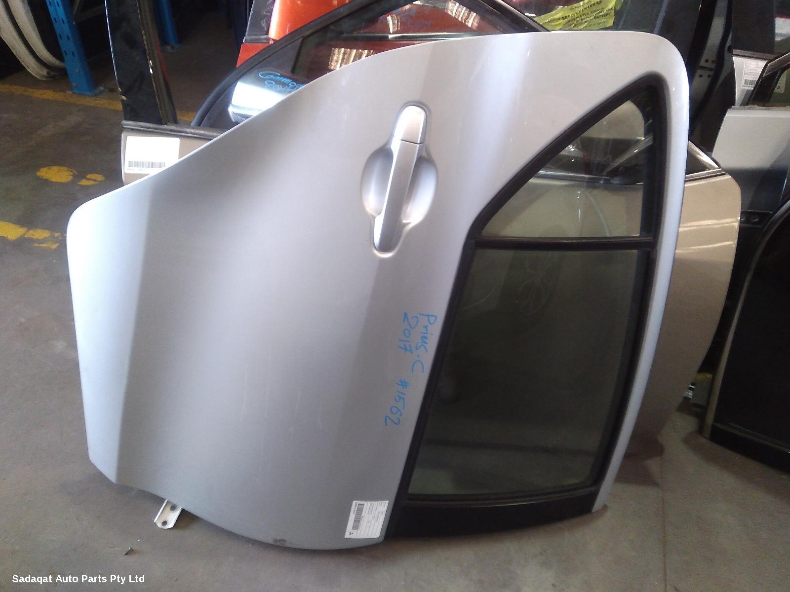 Toyota Prius Right_rear_door_sliding