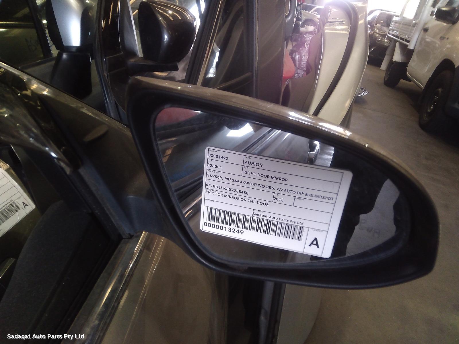 Toyota Aurion Right Door Mirror