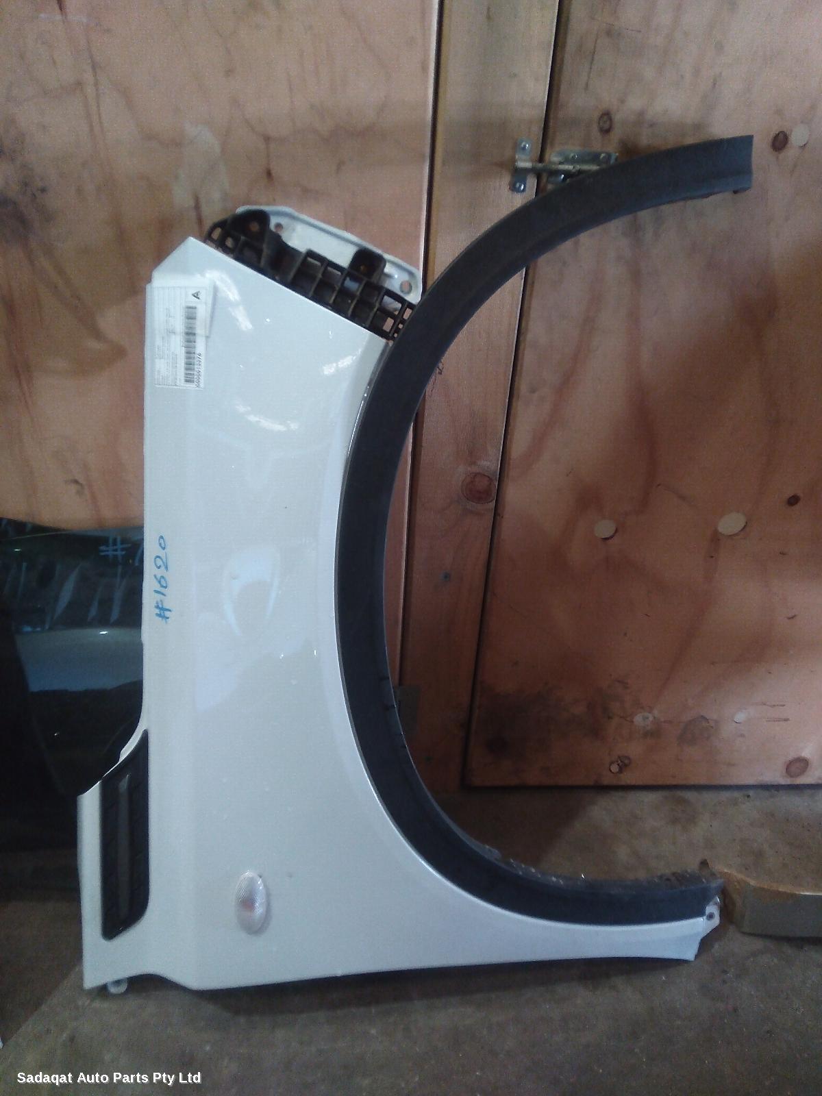 Suzuki Vitara Right Guard