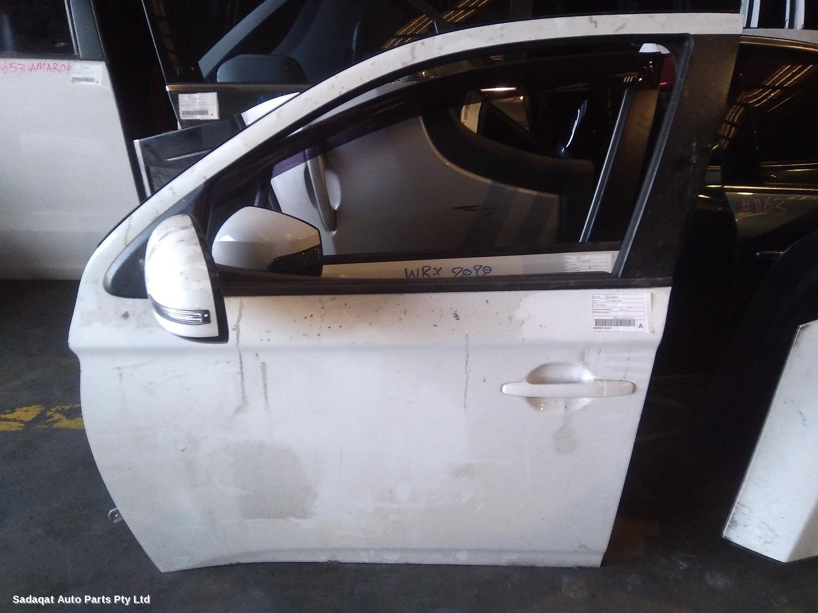 Mitsubishi Outlander Left Front Door