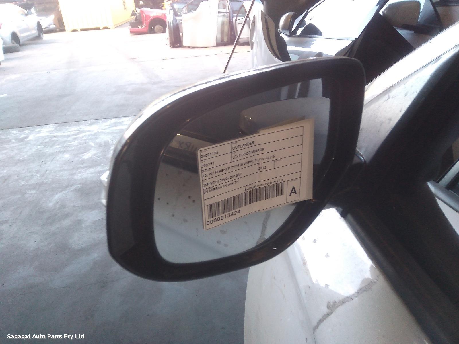 Mitsubishi Outlander Left Door Mirror