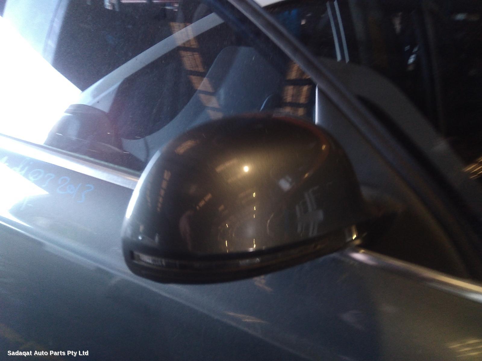 Audi Q3 Right Door Mirror