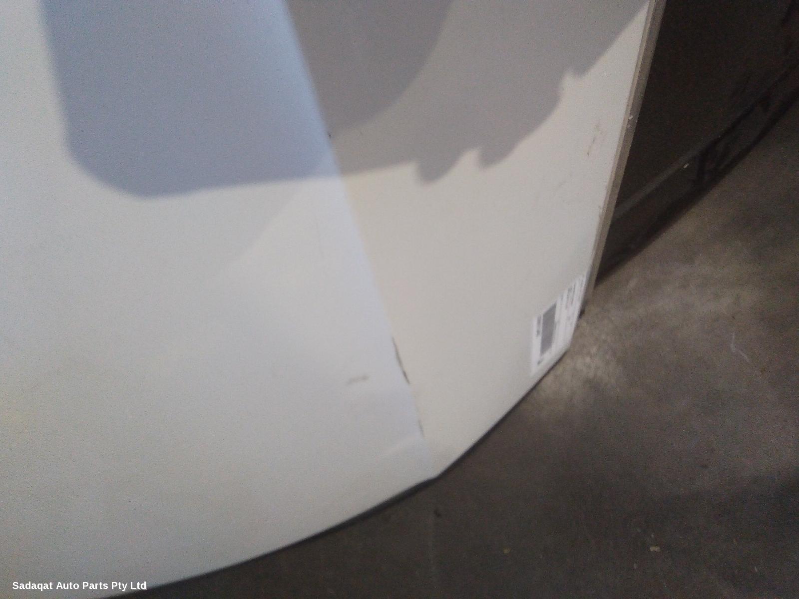 Skoda Octavia Right_rear_door_sliding