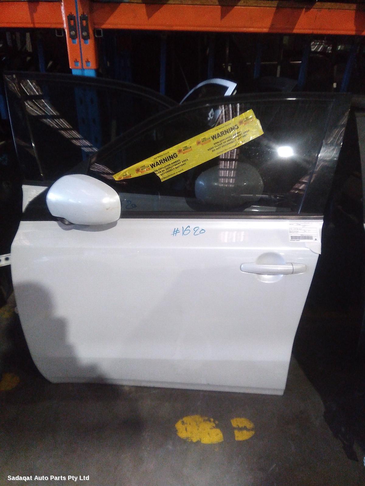 Suzuki Vitara Left Front Door