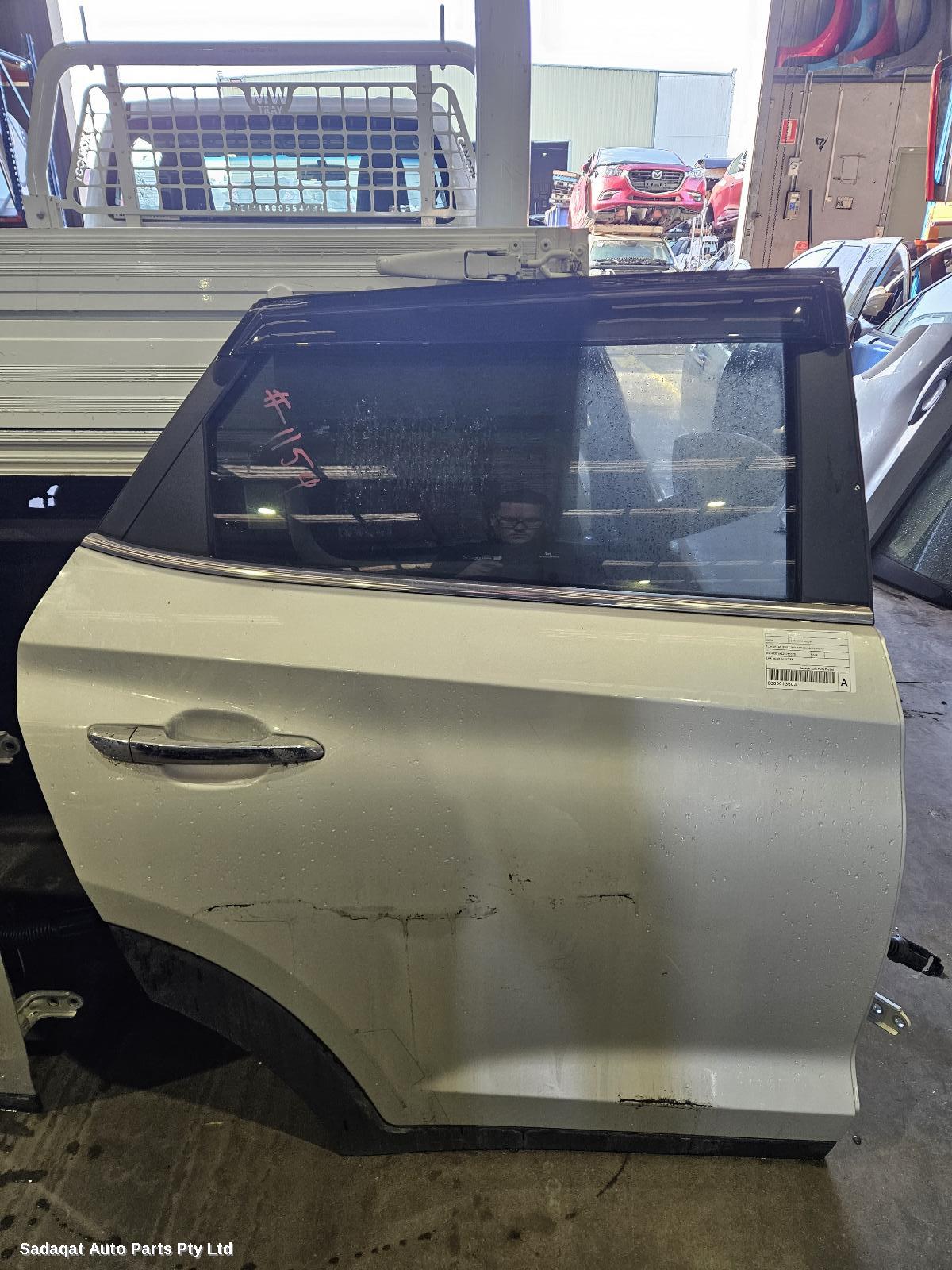 Hyundai Tucson Left Rear Door/sliding