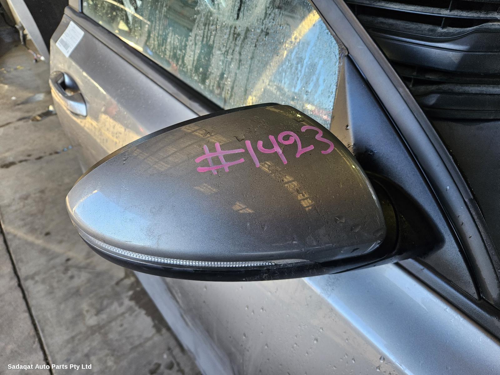 Kia Cerato Right Door Mirror