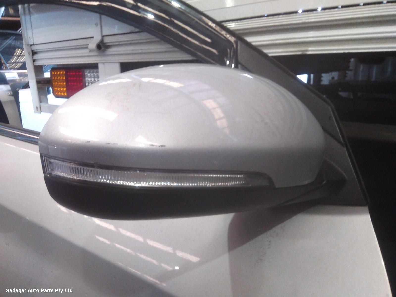 Hyundai Tucson Right Door Mirror