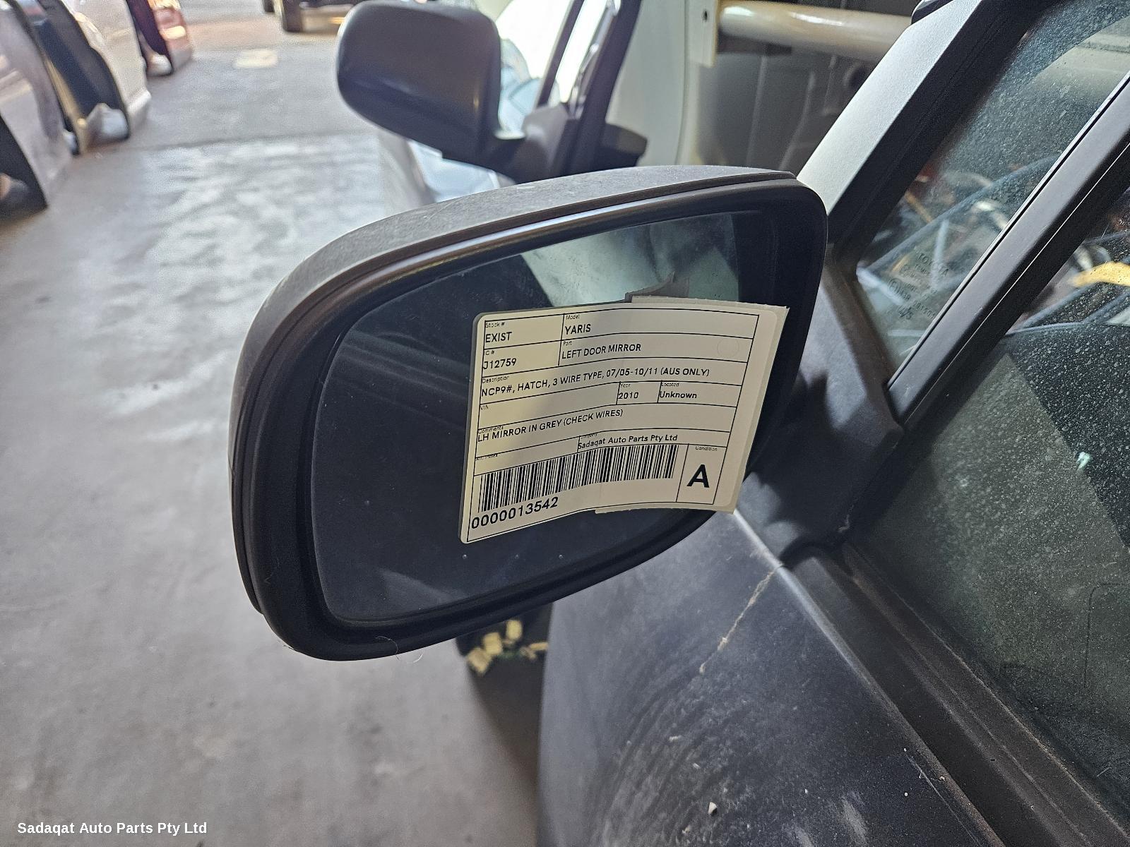 Toyota Yaris Left Door Mirror