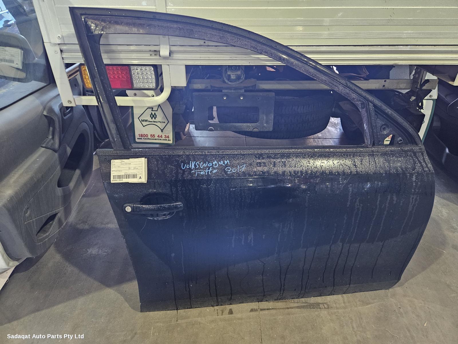 Volkswagen Jetta Right Front Door