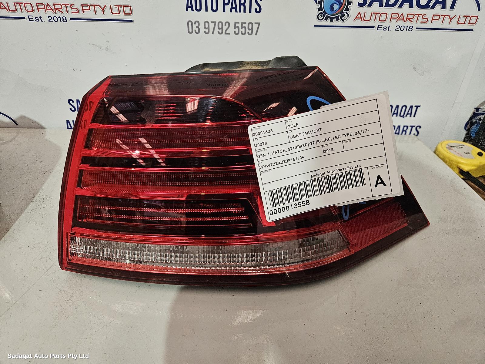 Volkswagen Golf Right Taillight