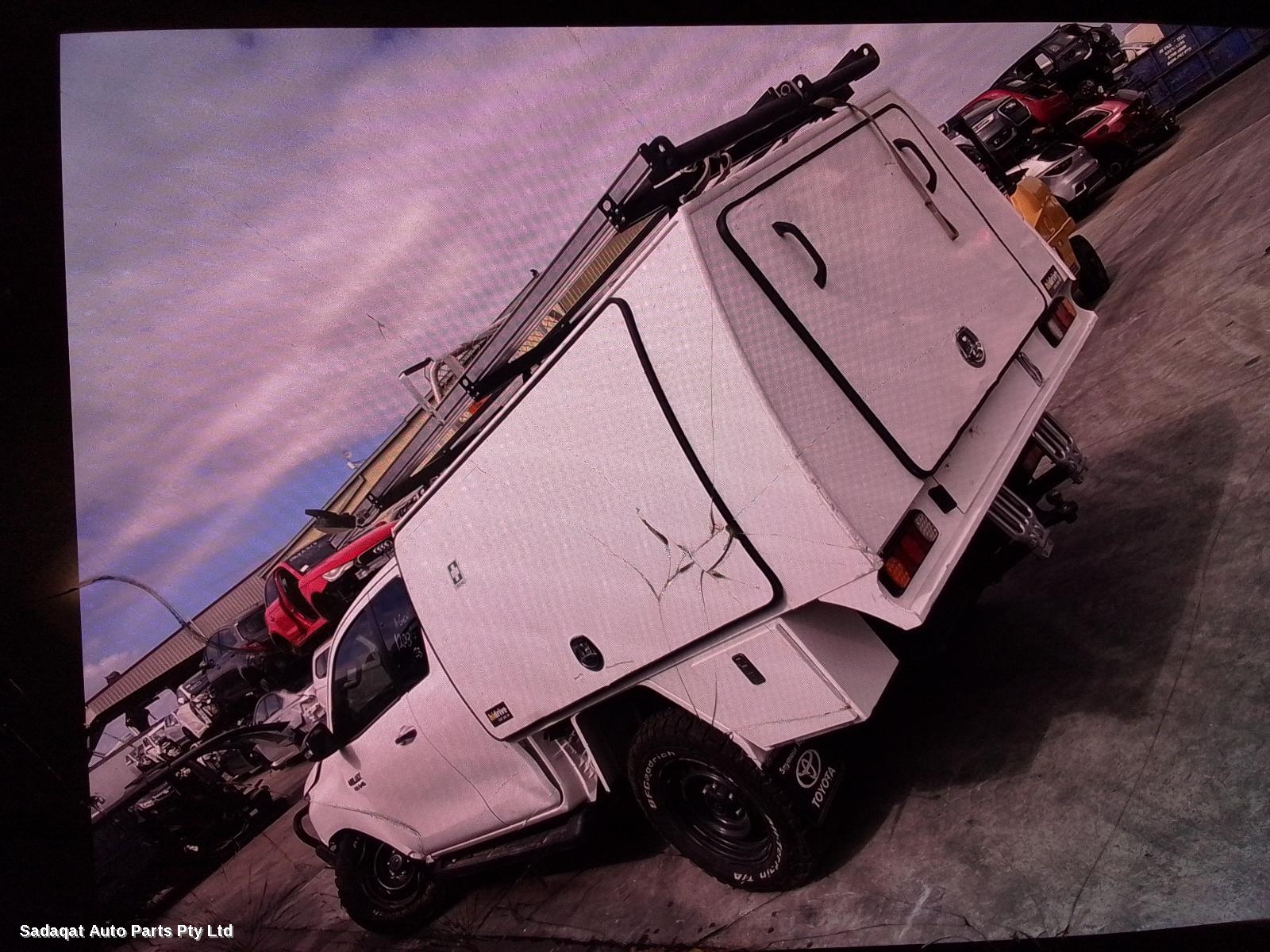 Toyota Hilux Tonneau/cover