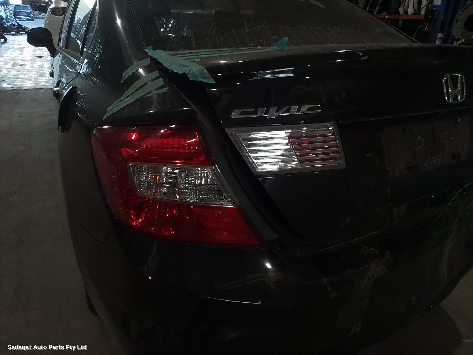 Honda Civic Rear Garnish