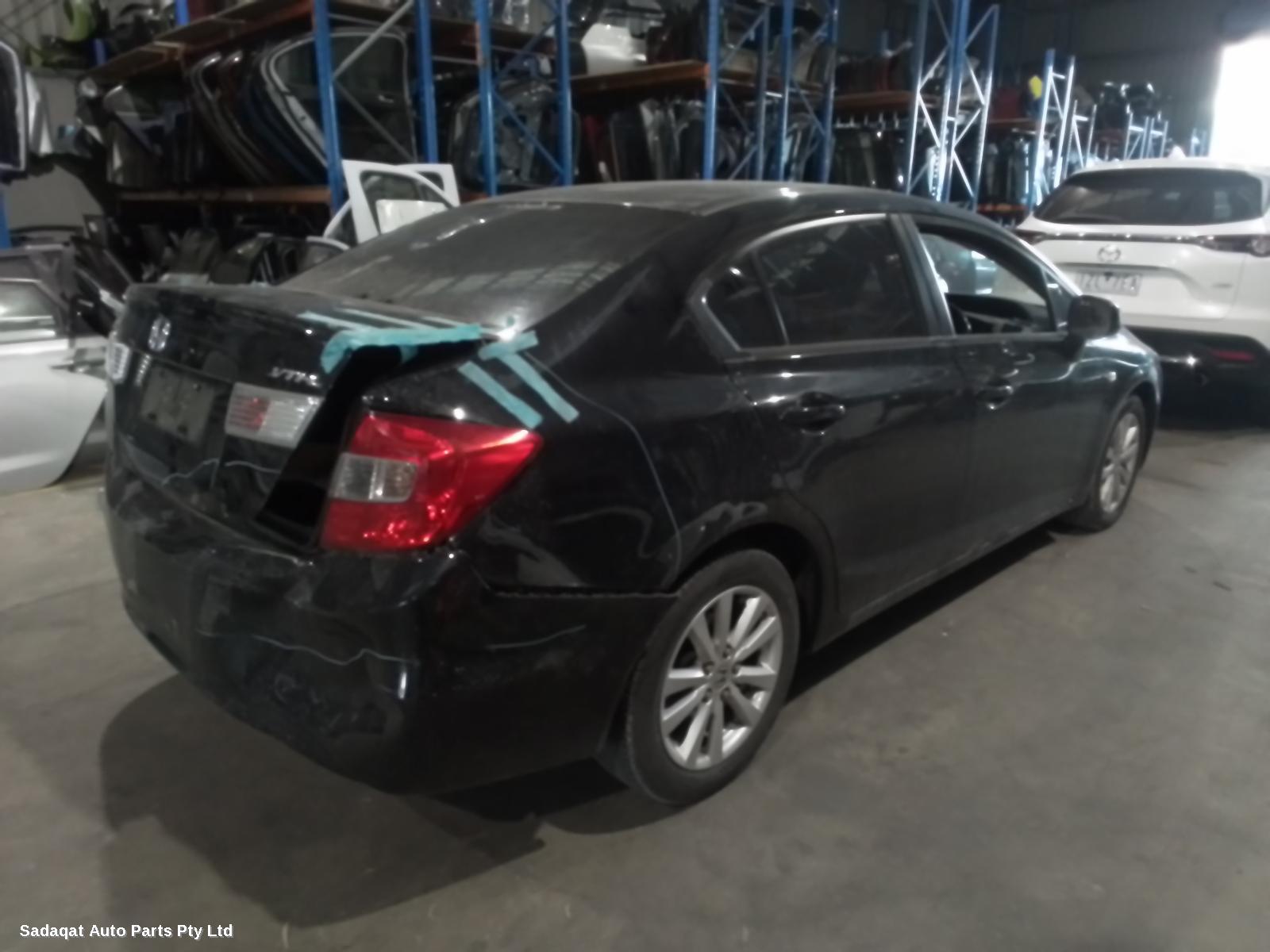 Honda Civic Rear Garnish