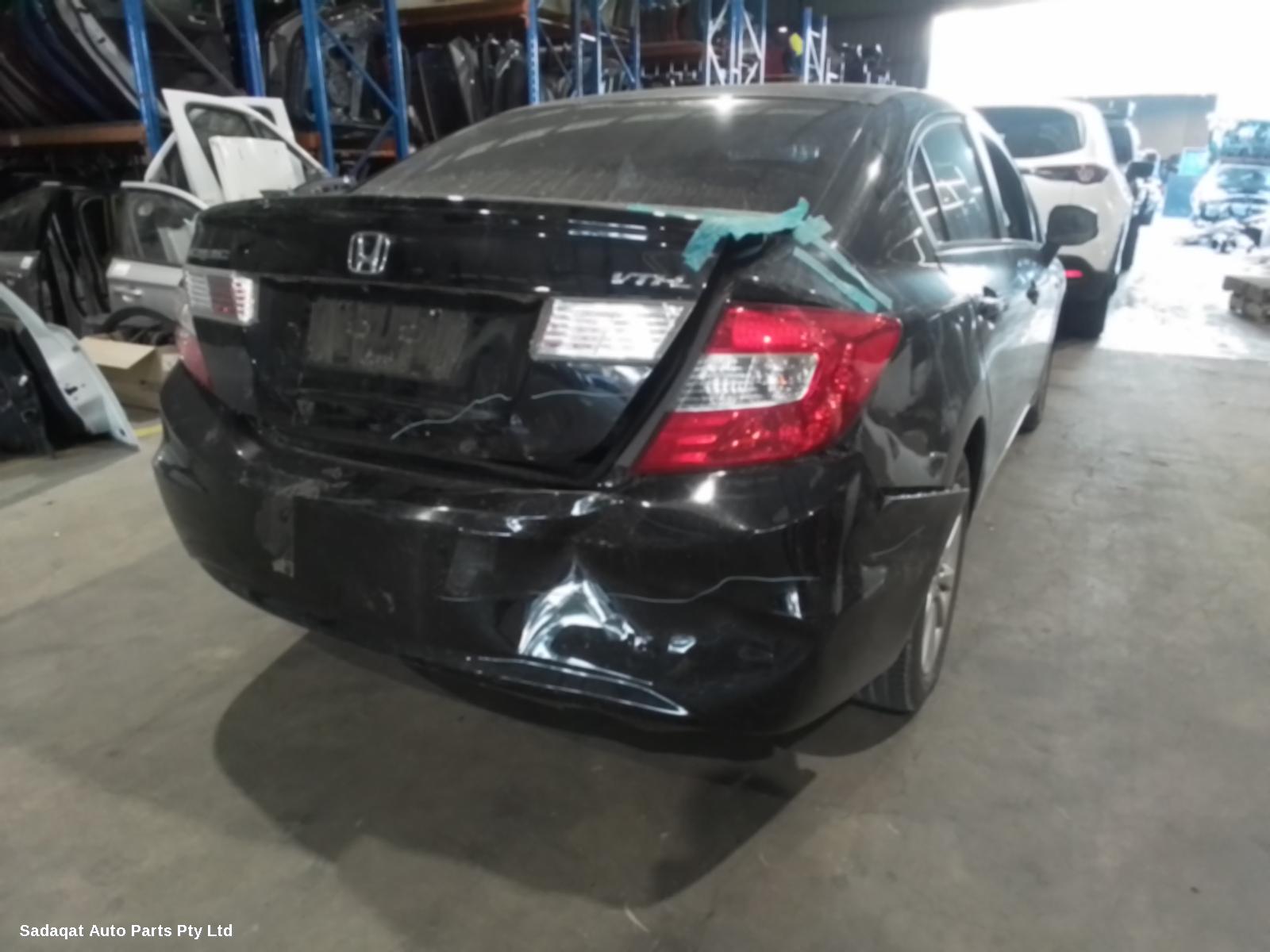 Honda Civic Rear Garnish