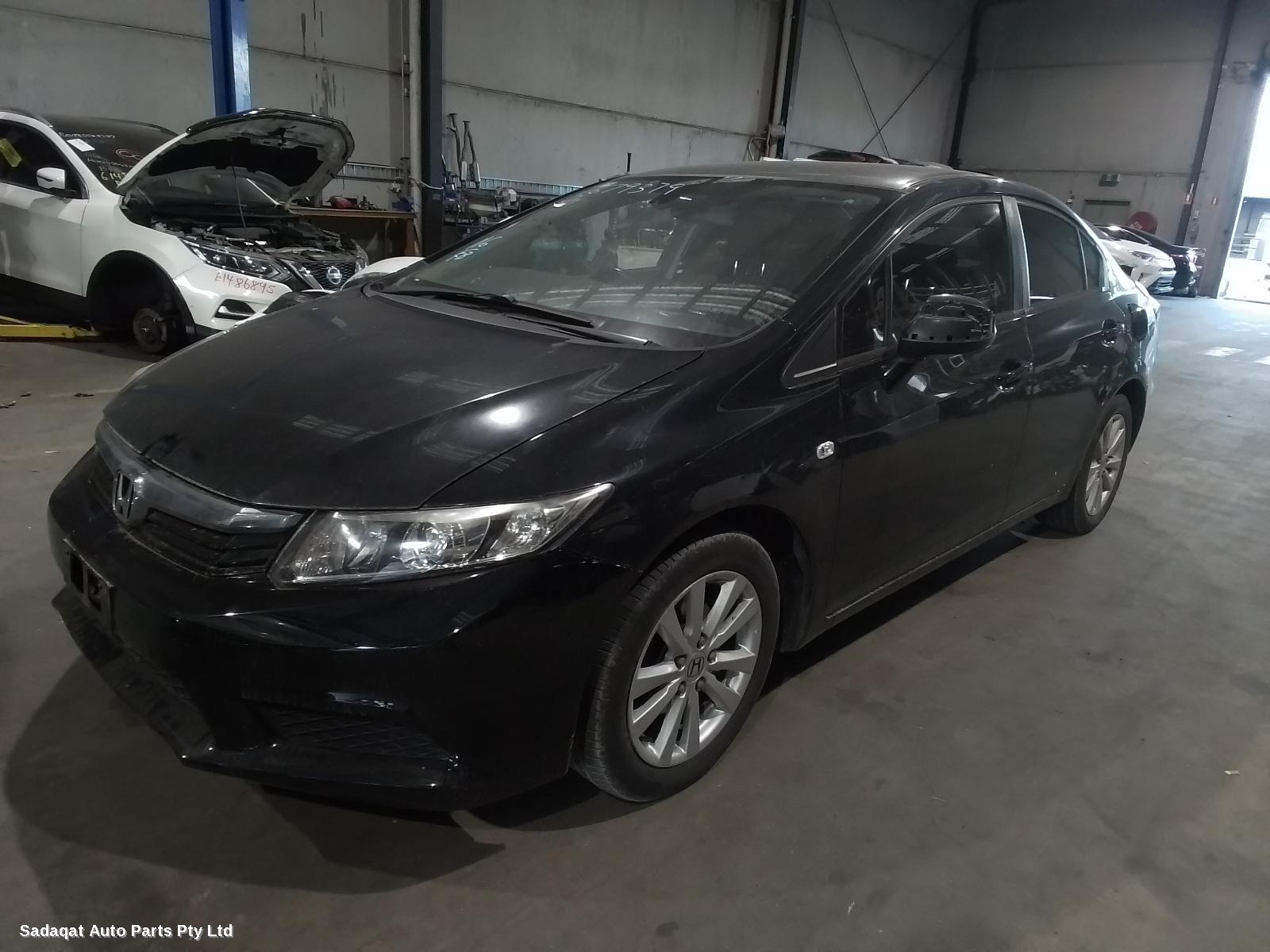 Honda Civic Rear Garnish