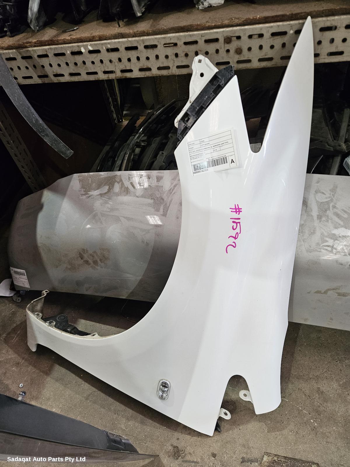 Honda Civic Left Guard