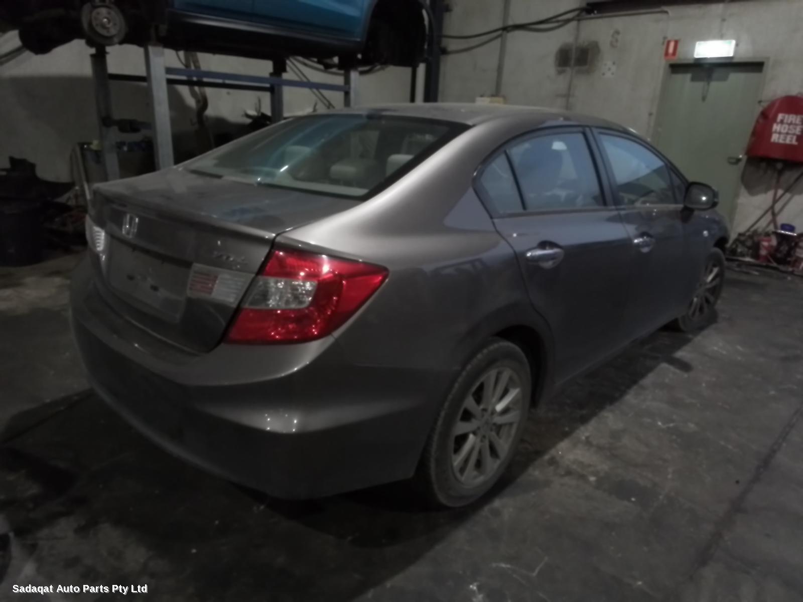 Honda Civic Bonnet Hinge/strut