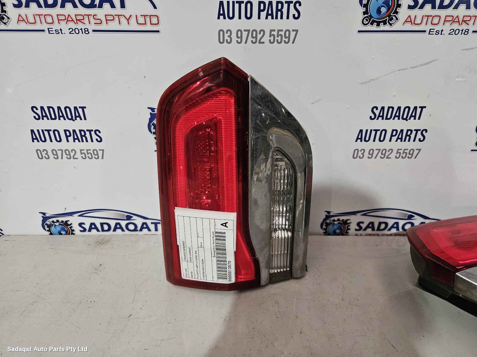 Jeep Grandcherokee Rear Garnish