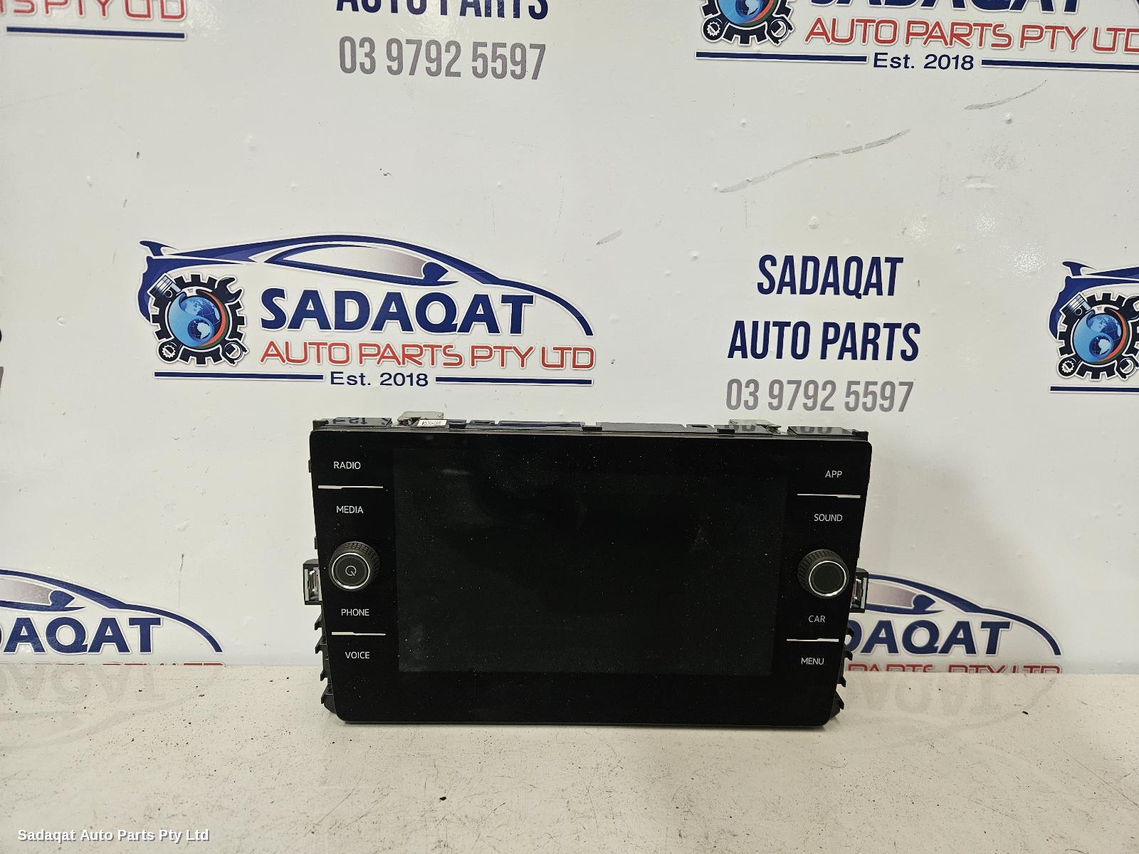 Volkswagen Golf Radio/cd/dvd/sat/tv