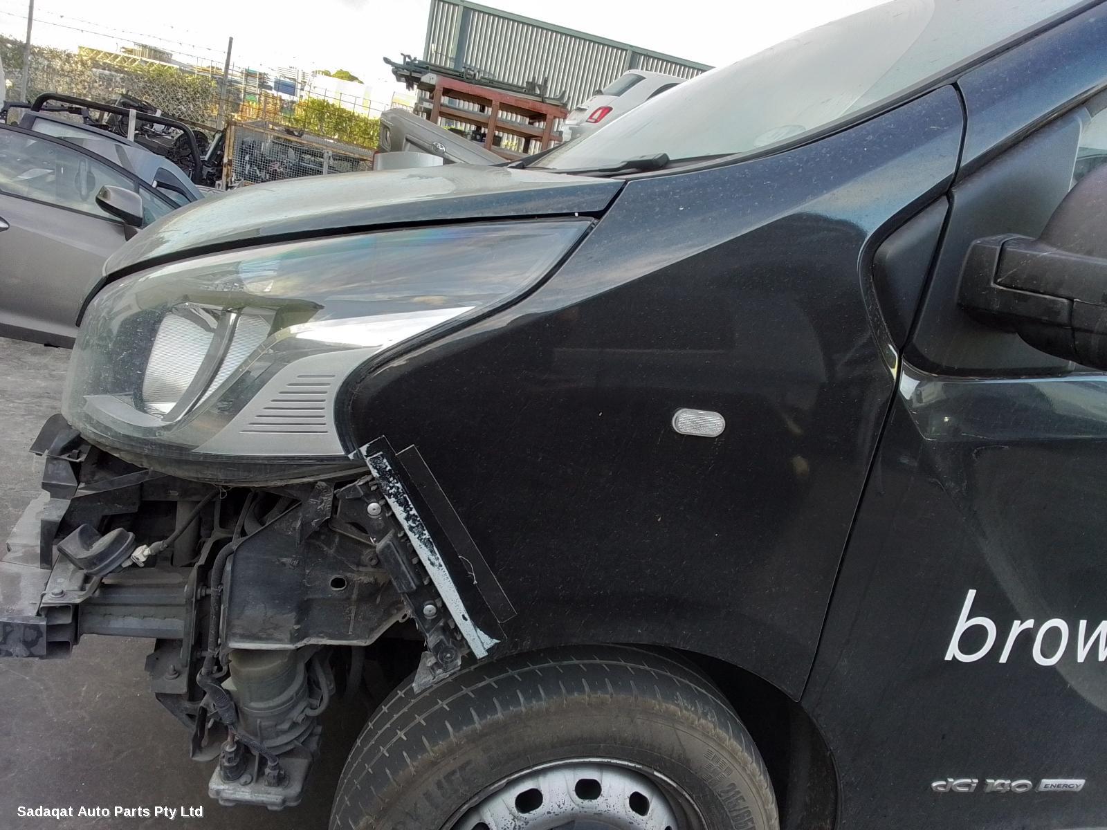 Renault Trafic Left Headlamp