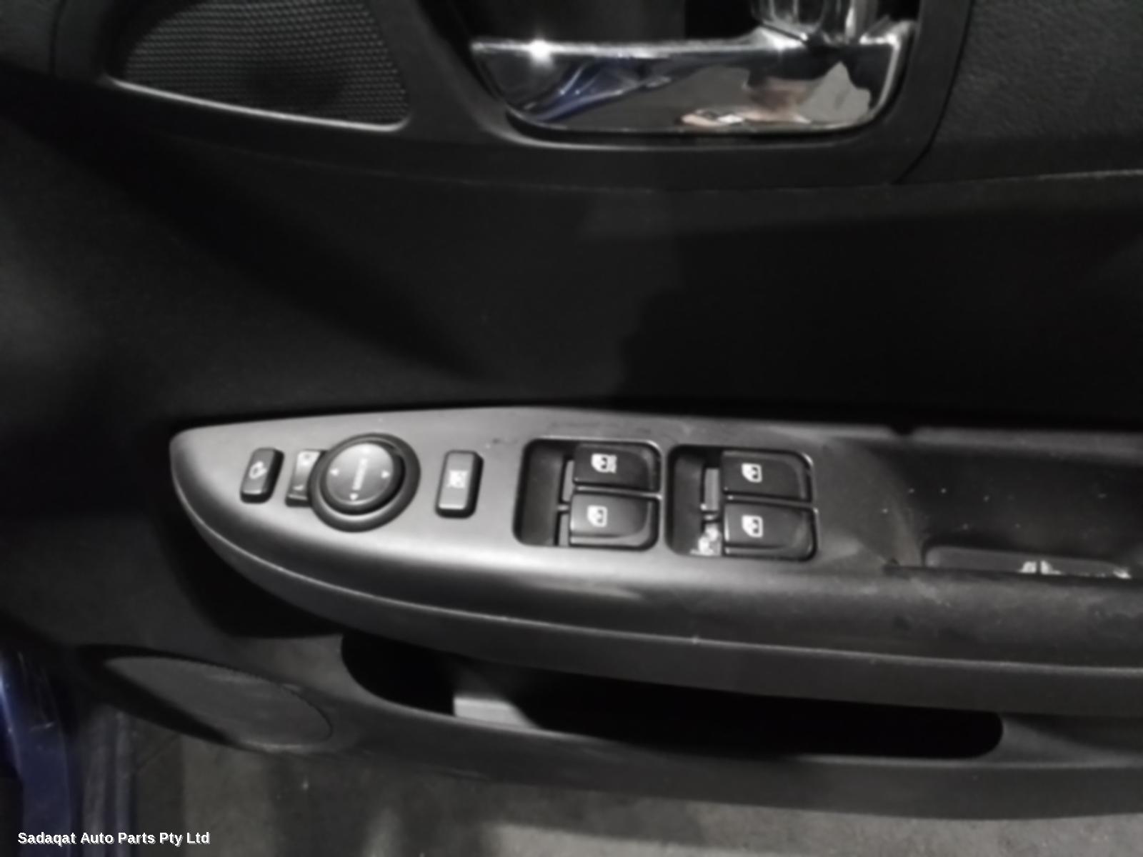 Hyundai I20 Right Door Mirror