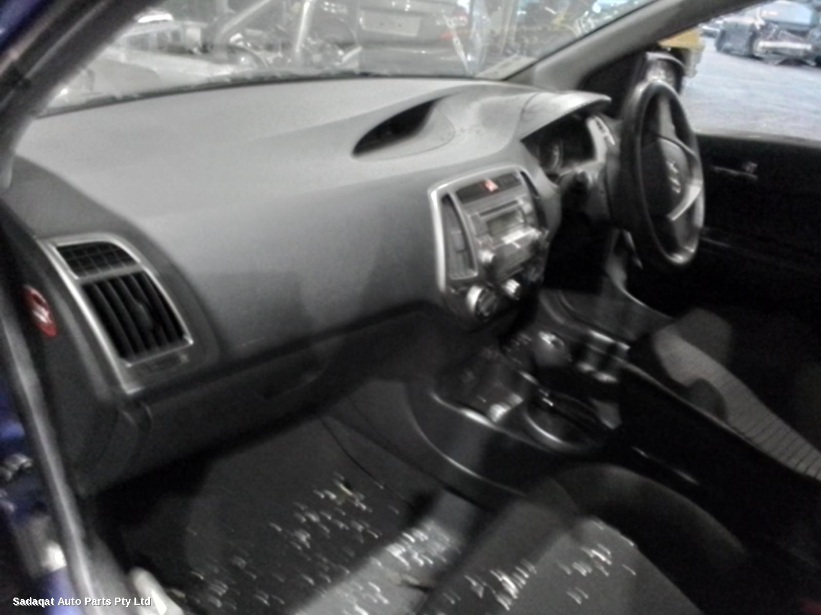 Hyundai I20 Right Door Mirror