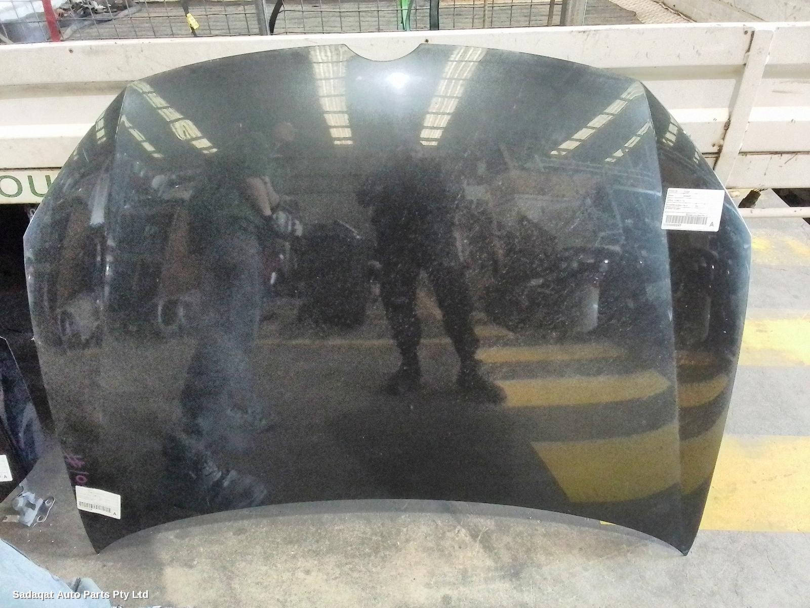 Volkswagen Golf Bonnet