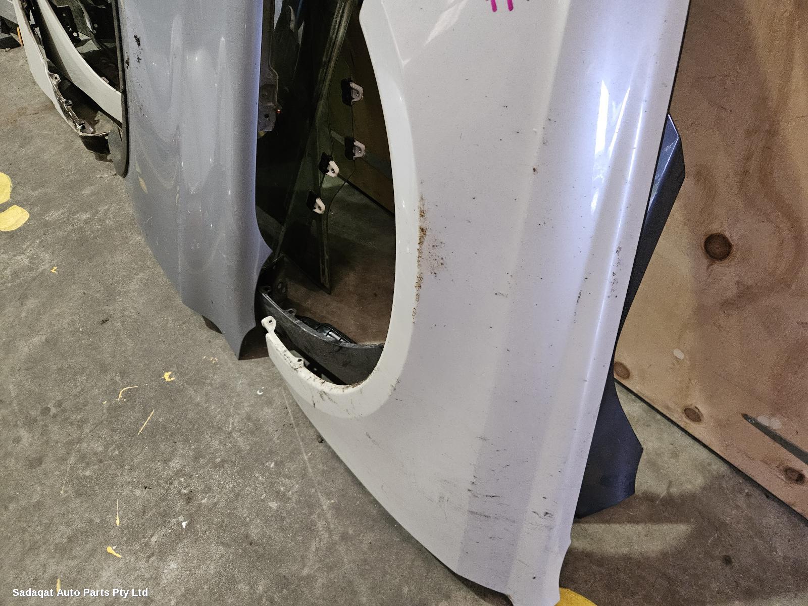 Subaru Liberty Left Guard