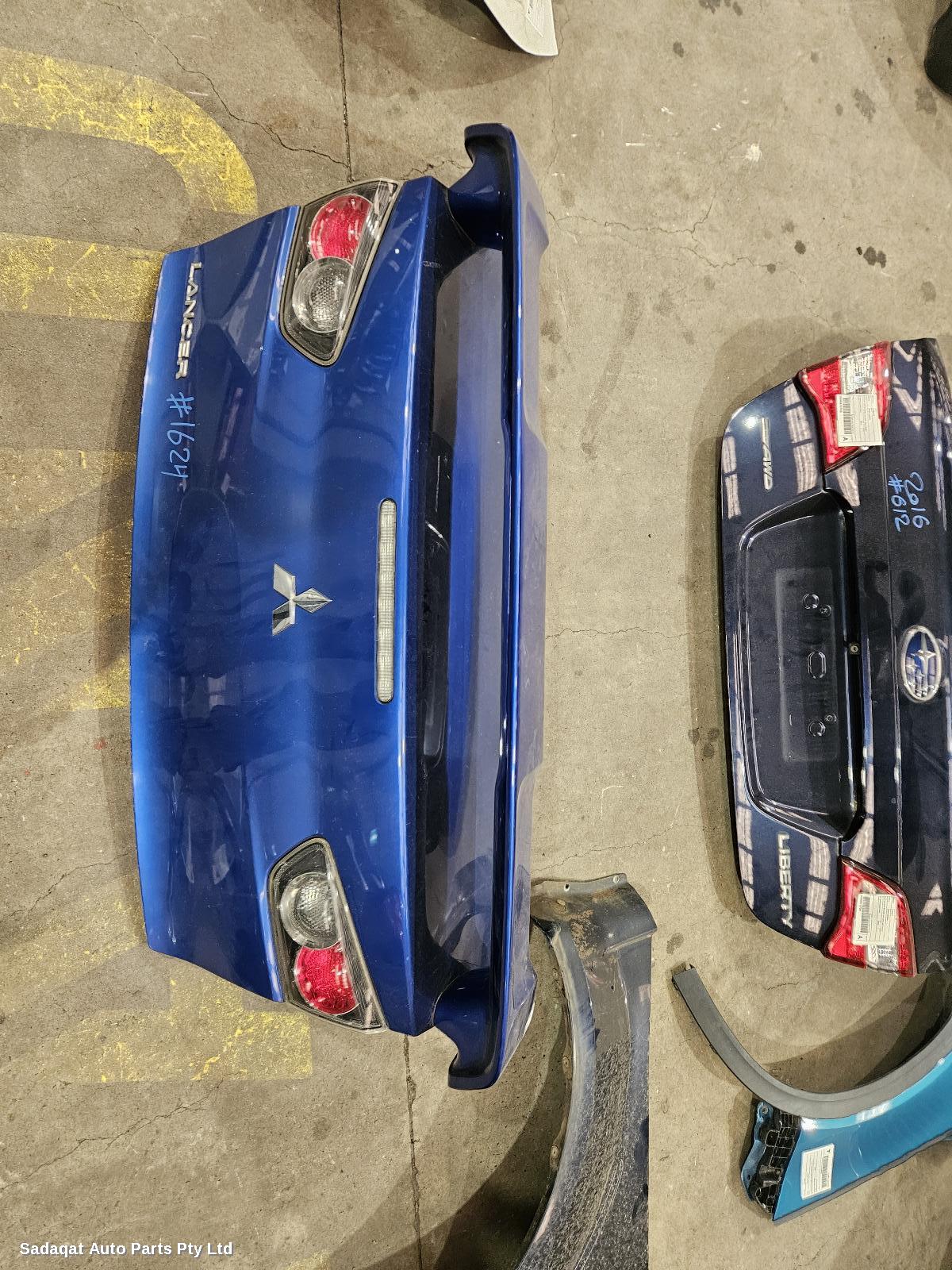 Mitsubishi Lancer Bootlid/tailgate