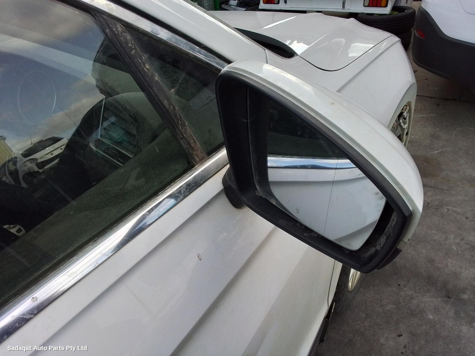 Volkswagen Tiguan Right Door Mirror
