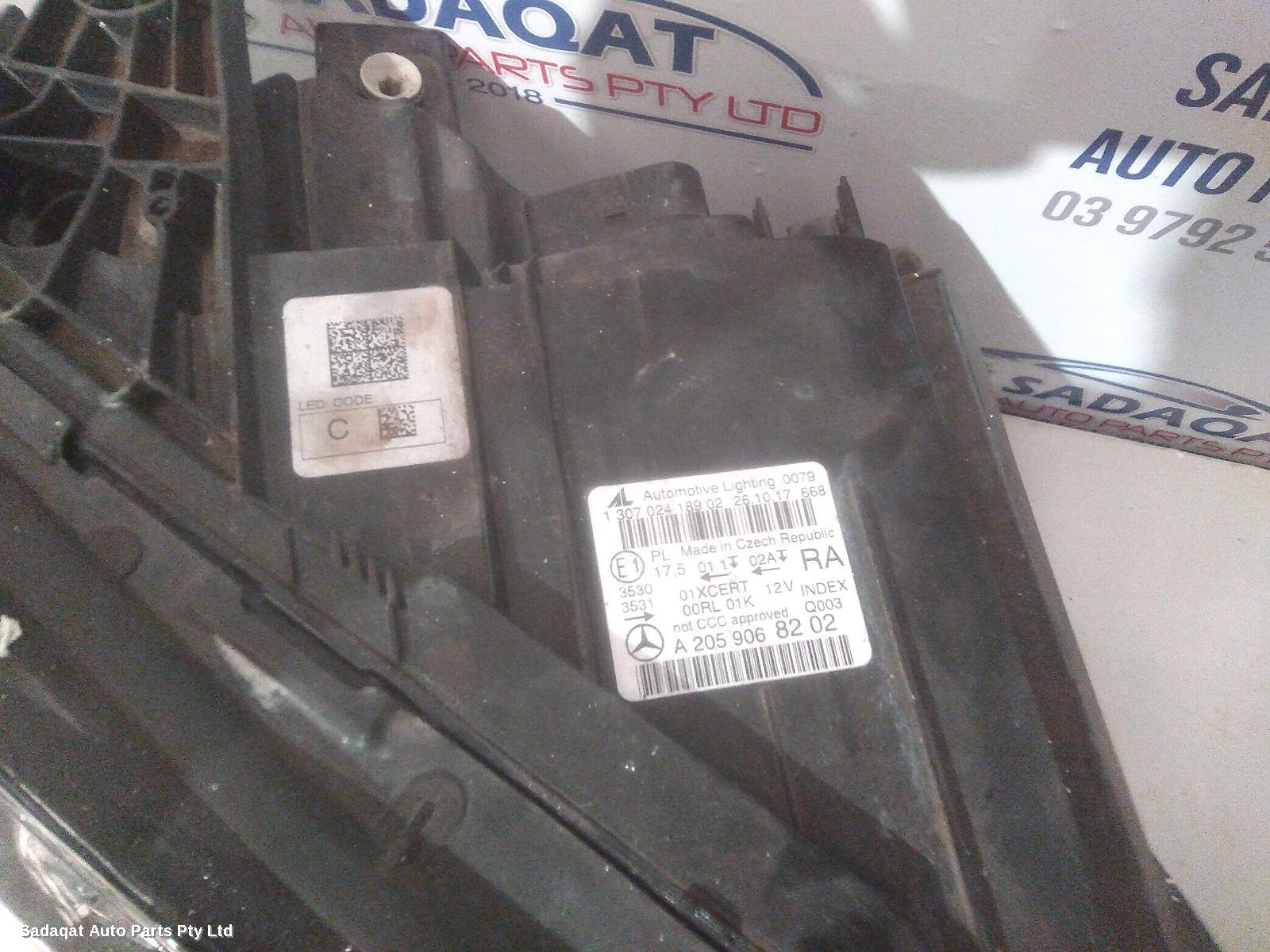 Mercedes C Class Right Headlamp