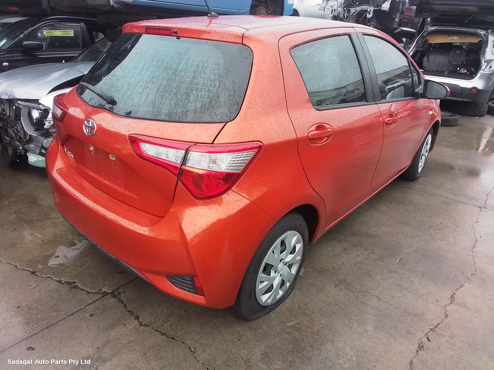 Toyota Yaris Left Taillight
