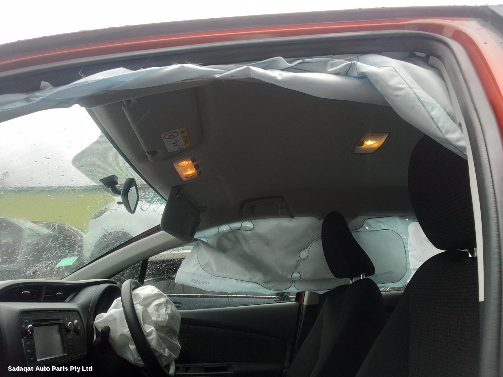 Toyota Yaris Left Taillight