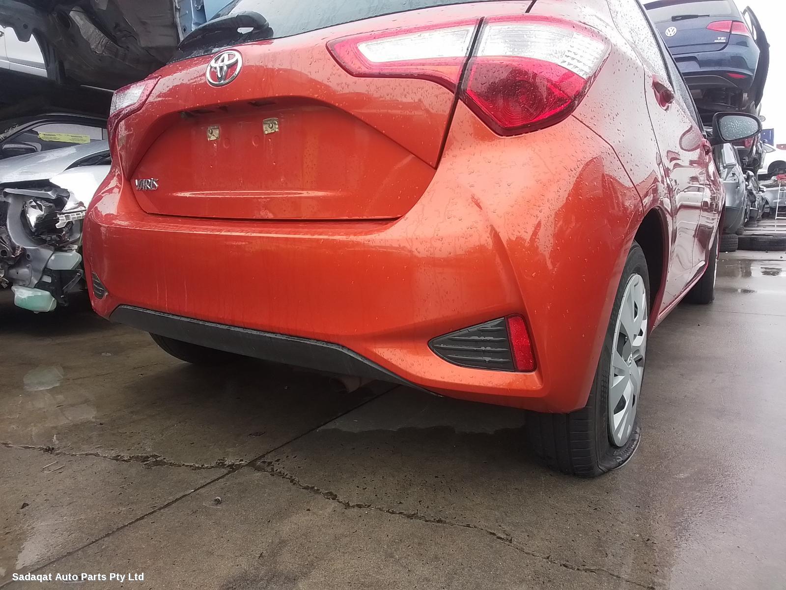 Toyota Yaris Left Taillight